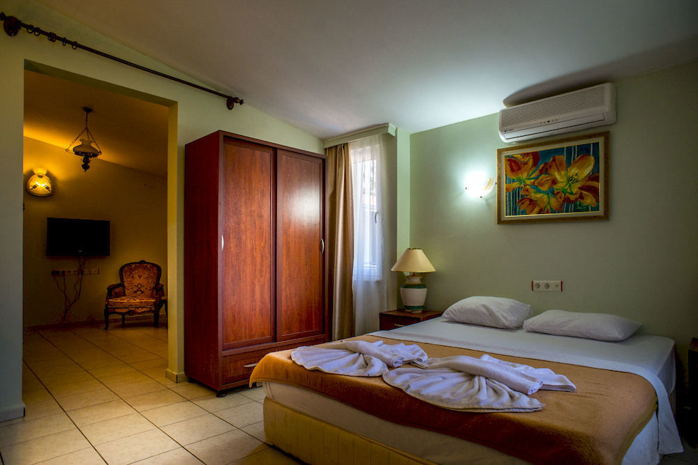 Bade Hotel Kemer Extérieur photo
